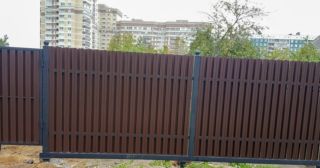 Купить распашные ворота из штакетника Улан-Удэ, цена от 2710 руб.